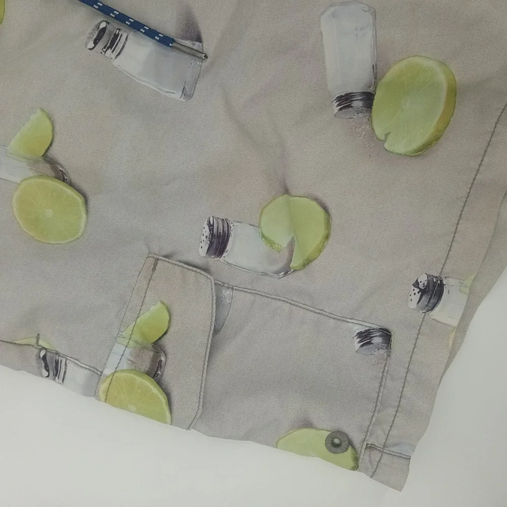 Tommy Bahama Relax Mens Swim Trunks Gray Lime Salt Shaker Print Size Medium